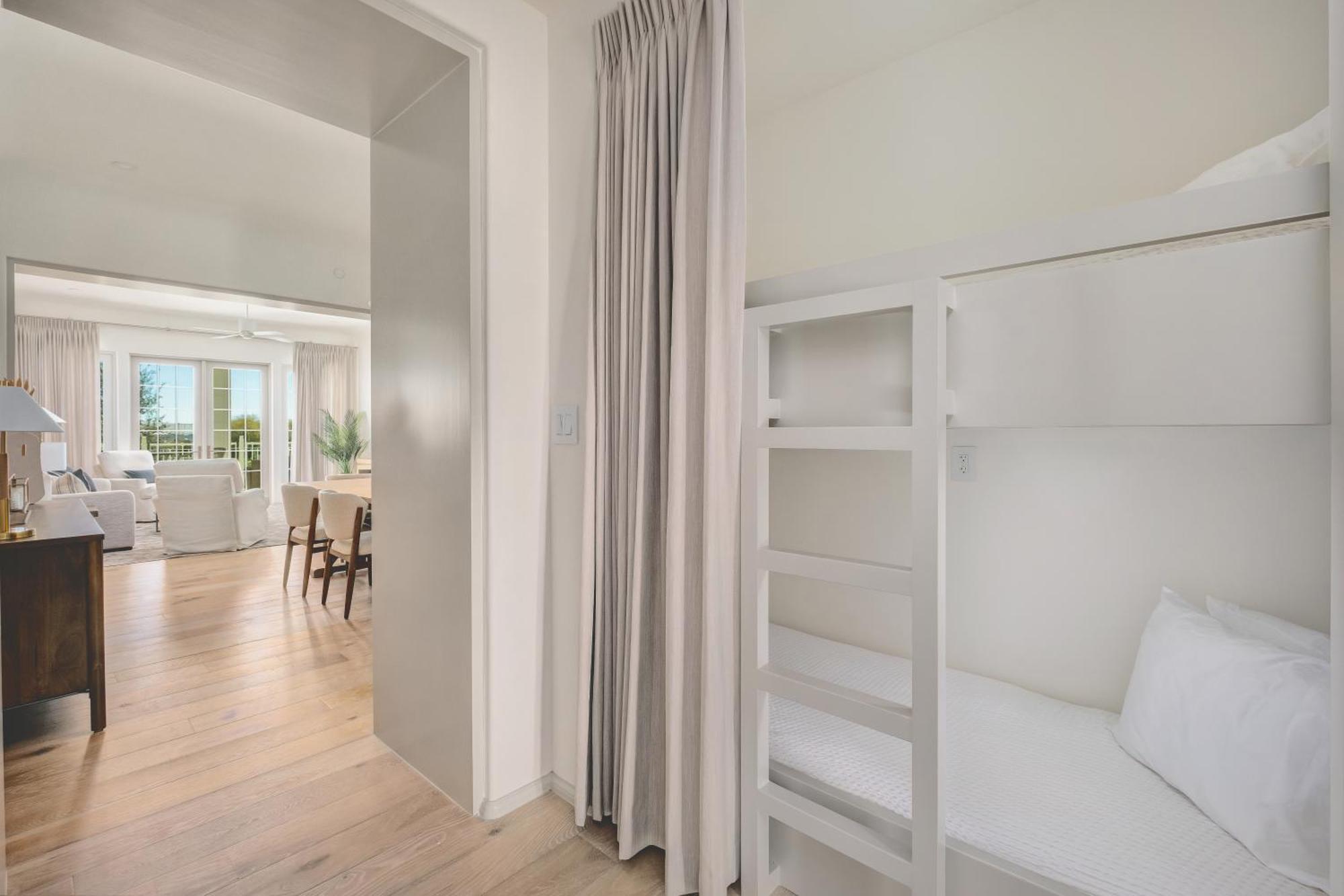 Kaiya Beach Resort Inlet Beach Room photo