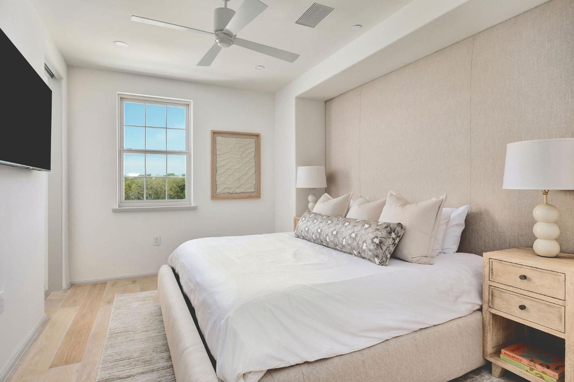 Kaiya Beach Resort Inlet Beach Room photo