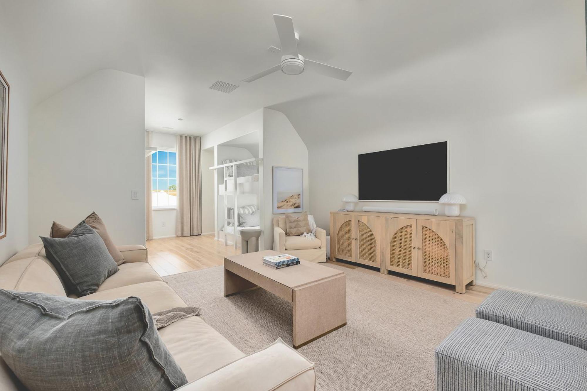 Kaiya Beach Resort Inlet Beach Room photo